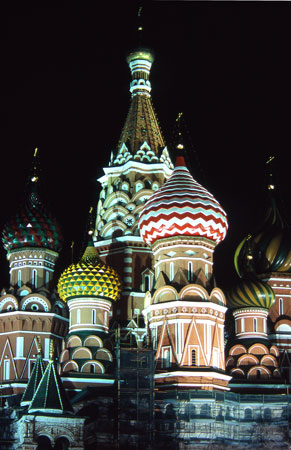 St. Basils katedral by night, Moskva.