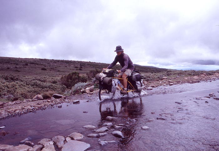 Cykling p ca 4000 m  h i Balebergen.